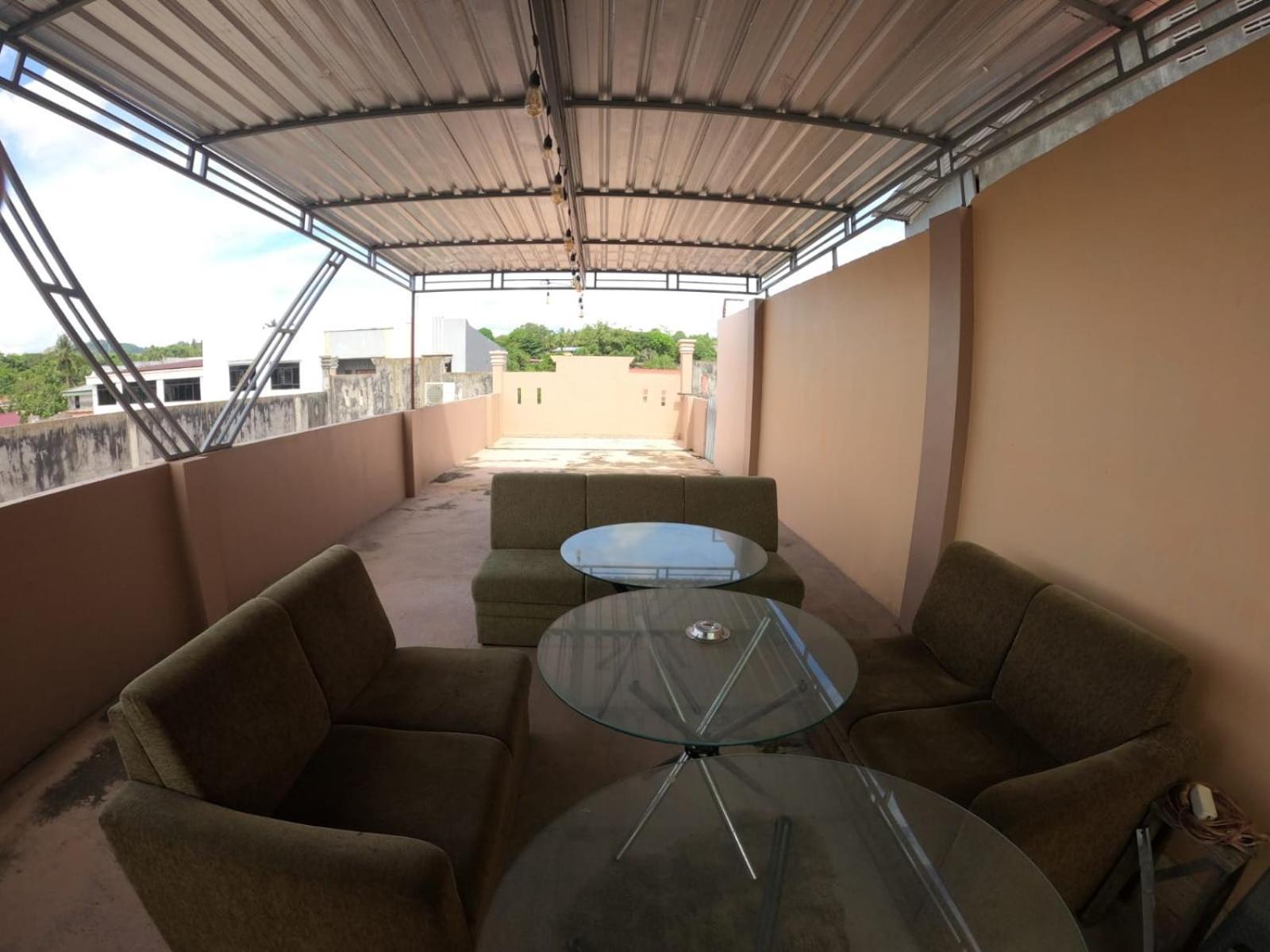 Innbox Hostel Соронг Экстерьер фото