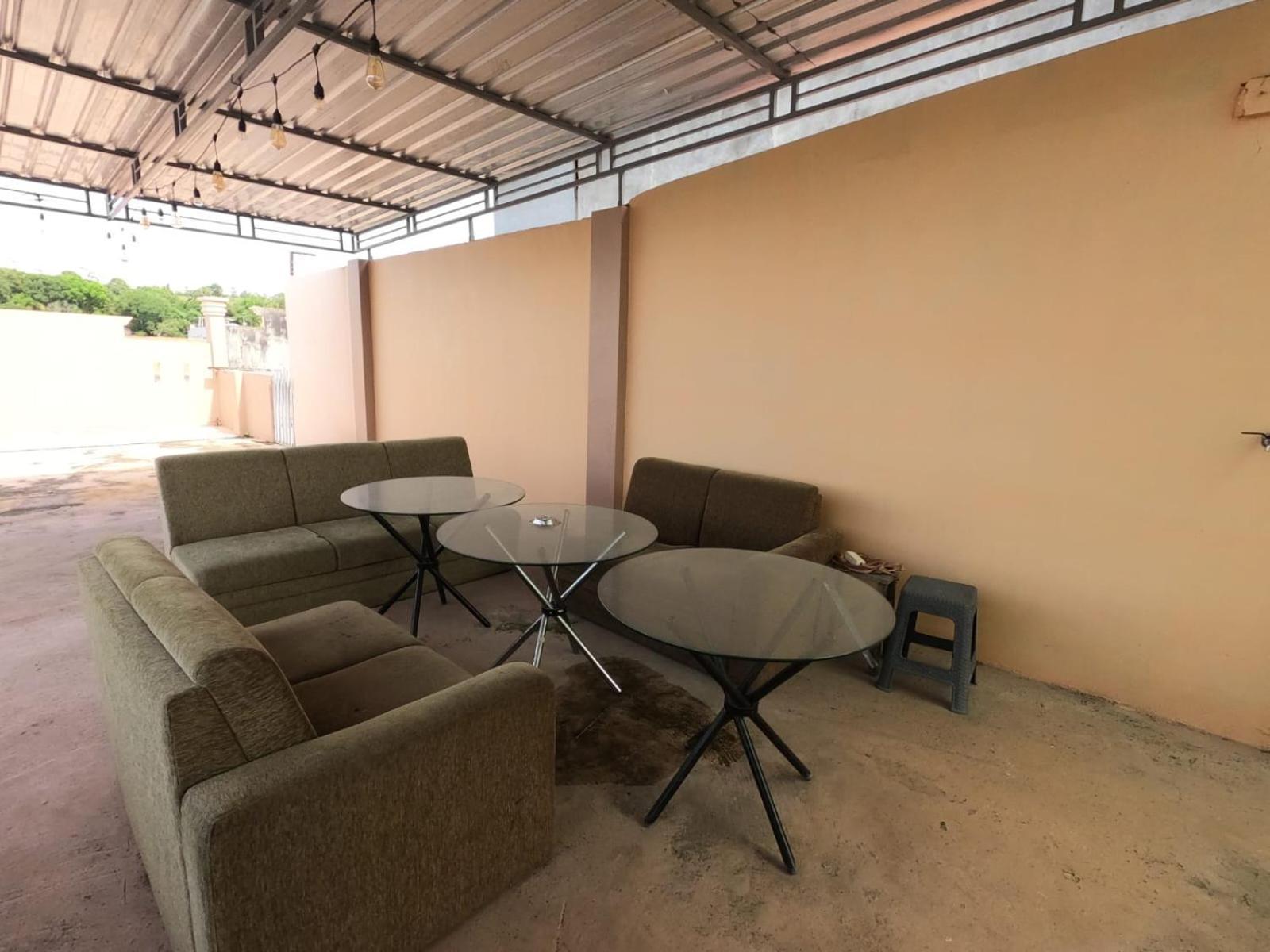 Innbox Hostel Соронг Экстерьер фото