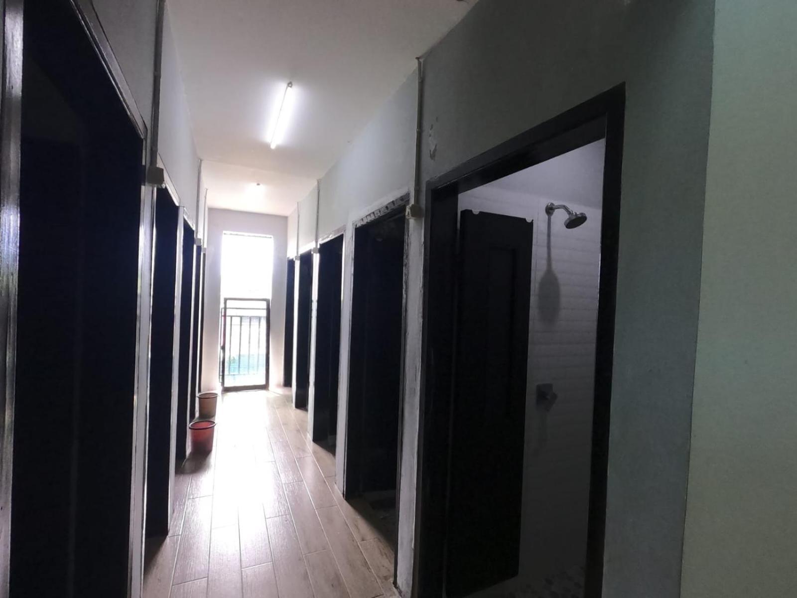 Innbox Hostel Соронг Экстерьер фото